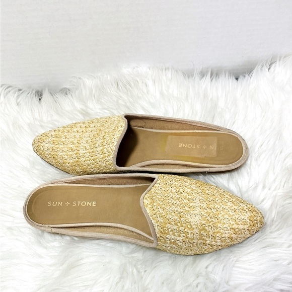 SUN + STONE Women's Gold Flat Shoes Sz-10 - Picture 2 of 6